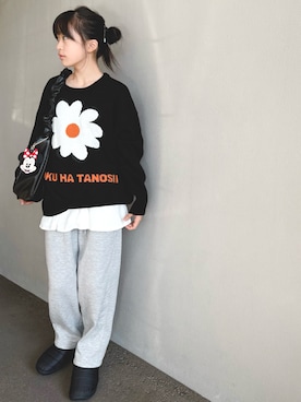 「アイテム（スウェットパンツ）」を使った、＊sara＊さん（キッズ・140cm）の秋コーディネート