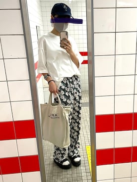 「プラスJ」｜「アイテム（キャップ）」を使った、偲央さん（レディース・163cm）の春コーディネート