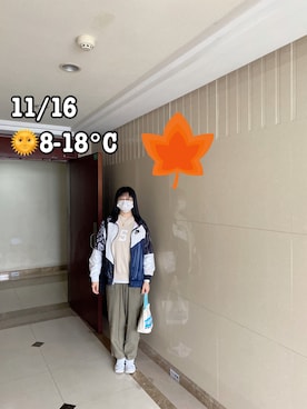 「classicalelf（クラシカルエルフ）のアイテム（スウェット）」を使った、ジェーン ちゃんさん（レディース・158cm）の秋コーディネート