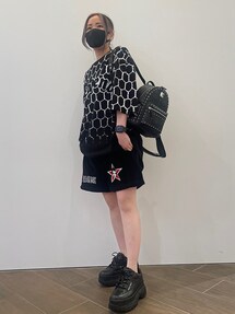 MCM リュック　バックパック　スタッズ　エンボス　ロゴ柄 pc収納　ブラック STARK サイドスタッズ バックパック - ヴィセトス | 商品詳細