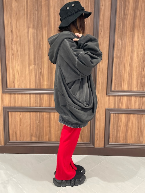 WHITELAND/ホワイトランド/ZIP UP CARGO HOODIE（パーカー