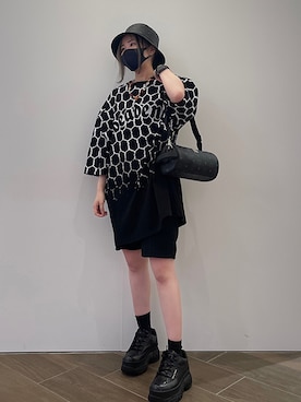 「MCM（エムシーエム）のアイテム（帽子）」を使った、IZUHARA MAYUさん（レディース・155cm）の夏コーディネート