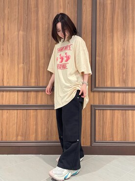 「アイテム（スウェットパンツ）」を使った、IZUHARA MAYUさん（レディース・155cm）の秋コーディネート