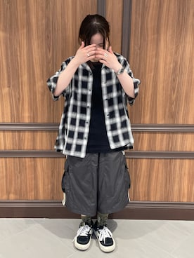 「アイテム（シャツ/ブラウス）」を使った、IZUHARA MAYUさん（レディース・155cm）の夏コーディネート