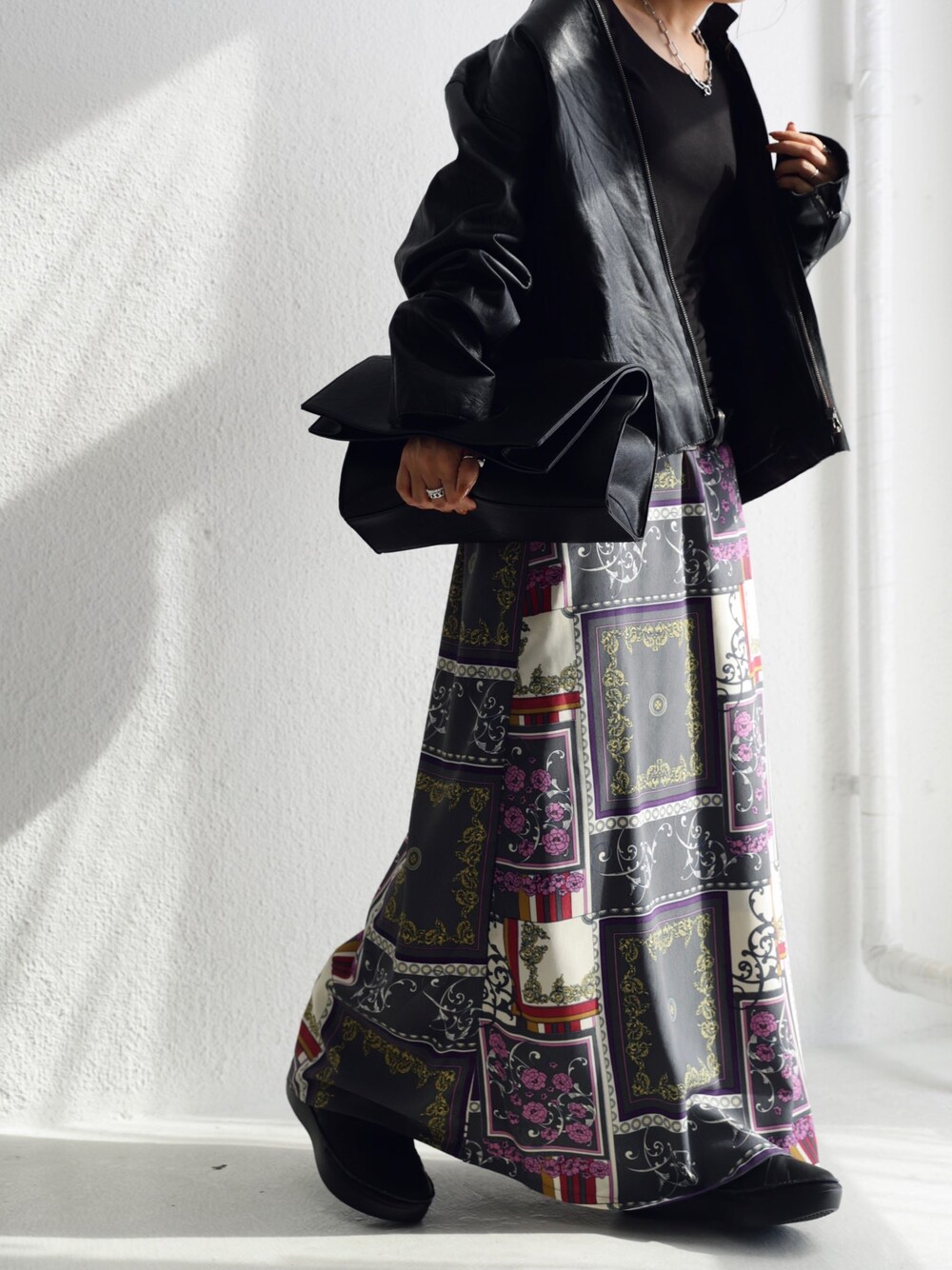 antiqua（アンティカ）の「一目惚れ。スカーフ柄スカート（スカート  