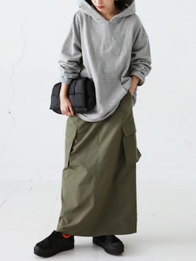 「アイテム（パーカー）」を使った、antiquaさん（レディース・152cm）の冬コーディネート