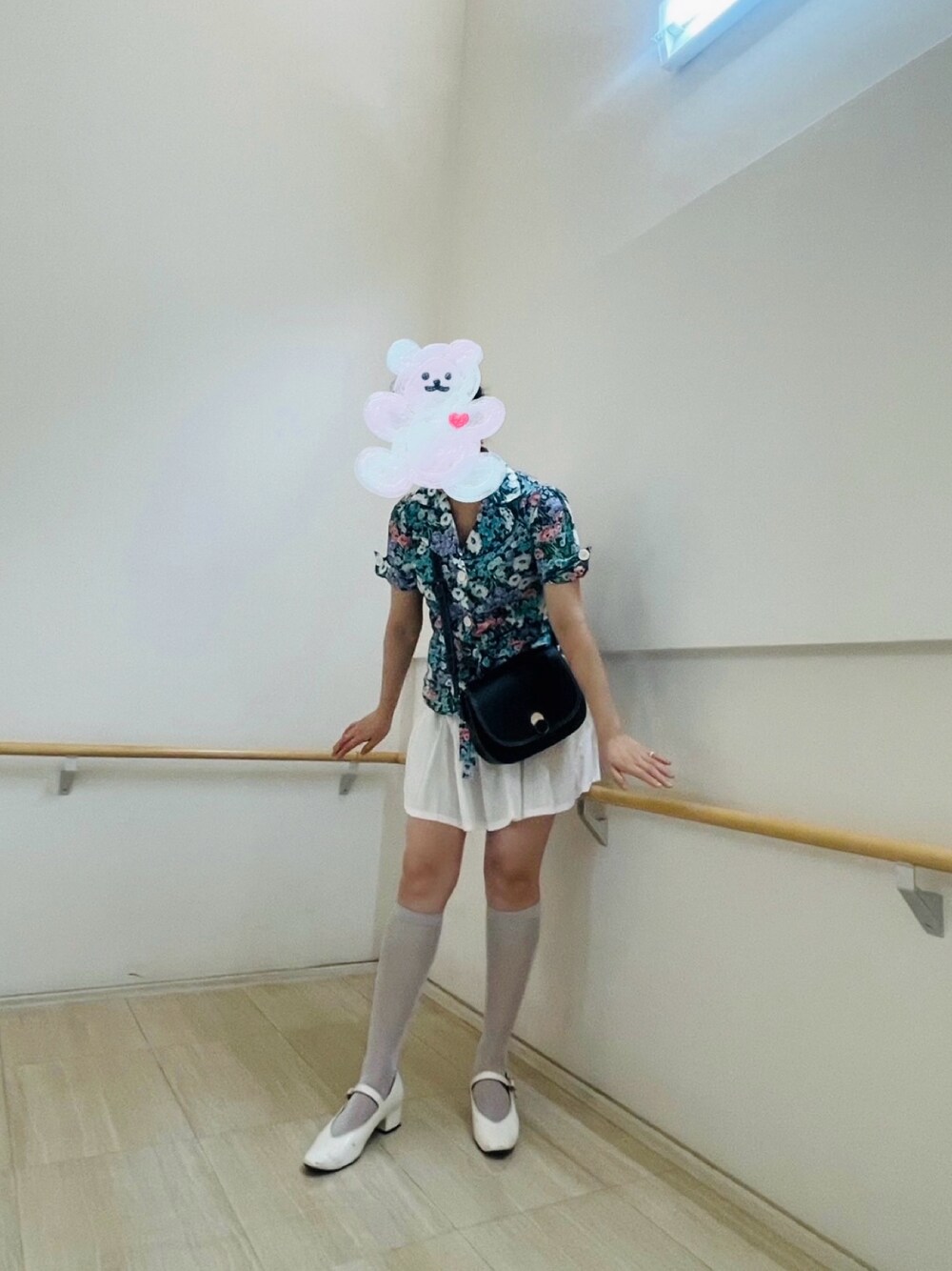 「Vintage Clothing、agnes b.、靴下屋、SLY、summer style、vintage style、ootd、夏コーデ、古着コーデ、おでかけコーデ、おしゃれさんと繋がりたい、思い出アウトフィット」｜「Vintage Clothingのアイテム（シャツ/ブラウス、その他）」を使った、💙🦋🐬さん（レディース・163cm）の夏コーディネートの1枚目の写真