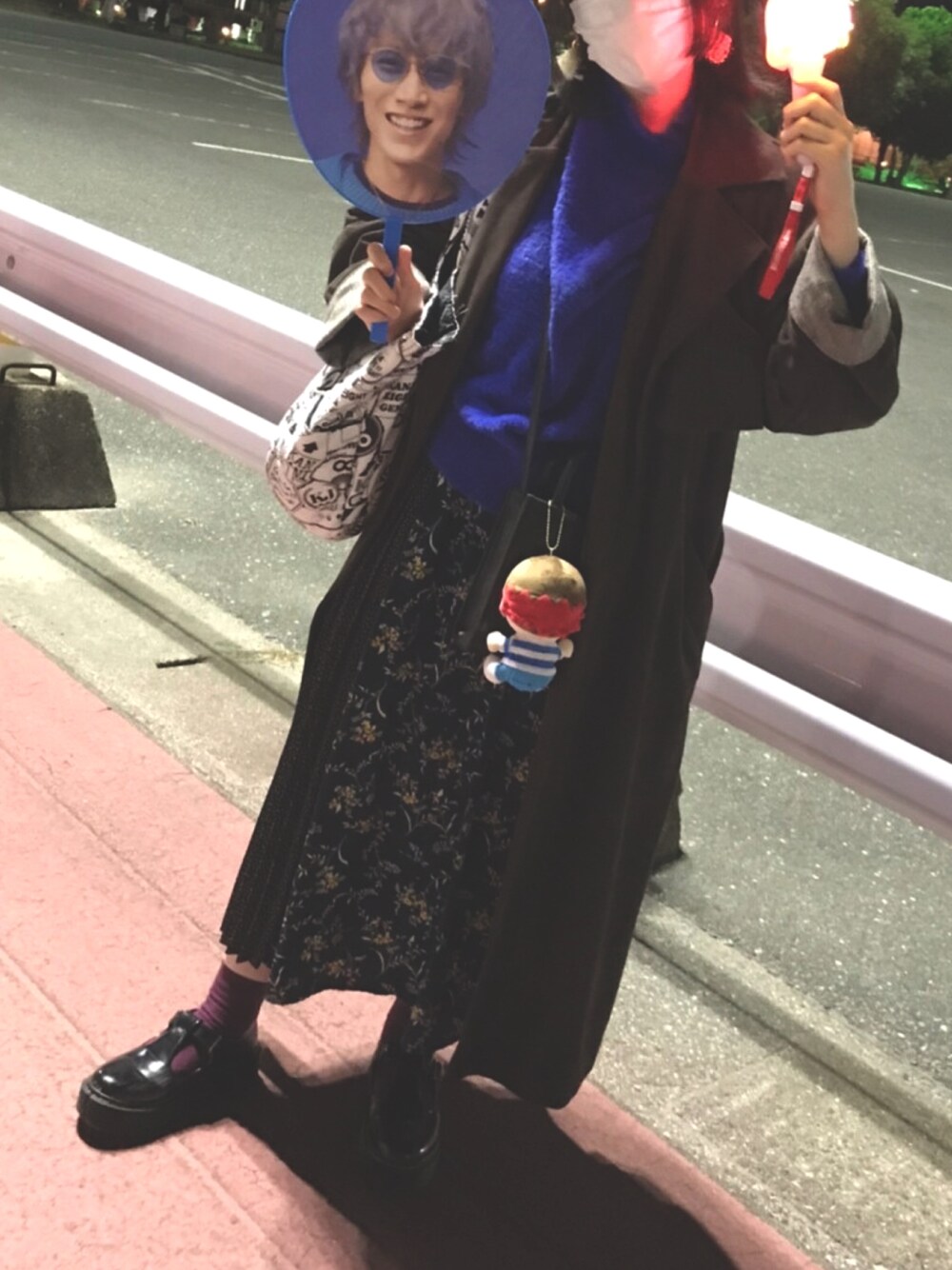 「POLY、コート、URBAN RESEARCH、ニット、ViS、関ジャニ∞、安田章大、参戦服」｜「元気が出るLIVEのアイテム（バッグ、ホワイト系）」を使った、N a t s u k i 🐰さん（レディース・157cm）の冬コーディネートの1枚目の写真
