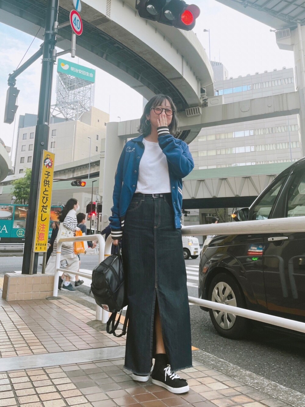 「ootd、outfit、Polo Ralph Lauren、古着、古着好きな人と繋がりたい、古着女子」｜「Dickiesのアイテム（バッグ、ブラック系）」を使った、Misaki さん（骨格ナチュラル・レディース・162cm）の春コーディネートの1枚目の写真
