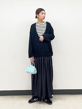 「アイテム（ボストンバッグ、ブルー系）」を使った、上田さん（レディース・173cm）の冬コーディネート