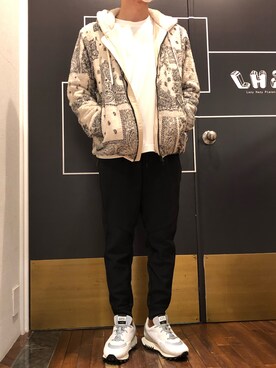 「TATRAS（タトラス）のアイテム（ブルゾン）」を使った、岡田さん（メンズ・172cm）の秋コーディネート