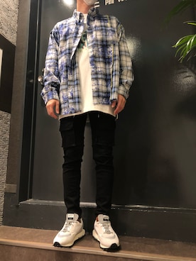 「surt（サート）のSURT（サート）CARGOカーゴパンツ（カーゴパンツ）」を使った、岡田さん（メンズ・172cm）の夏コーディネート