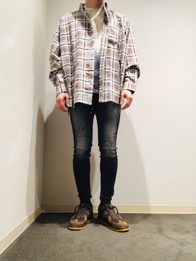 「B'2nd（ビーセカンド）のアイテム（レッグウェア）」を使った、岡田さん（メンズ・172cm）の春コーディネート