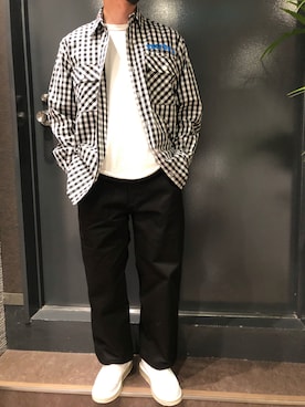 「B'2nd（ビーセカンド）のアイテム（スニーカー）」を使った、岡田さん（メンズ・172cm）の夏コーディネート