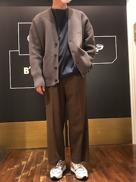 「B'2nd（ビーセカンド）のアイテム（レッグウェア）」を使った、岡田さん（メンズ・172cm）の冬コーディネート
