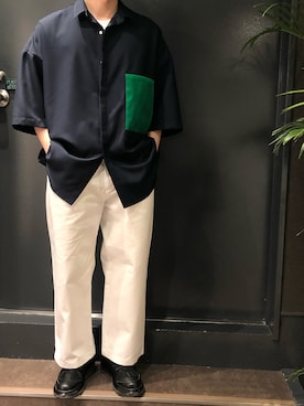 「B'2nd（ビーセカンド）のアイテム（スニーカー）」を使った、岡田さん（メンズ・172cm）の夏コーディネート