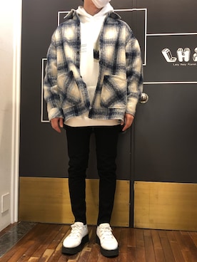 「B'2nd（ビーセカンド）のアイテム（レッグウェア）」を使った、岡田さん（メンズ・172cm）の秋コーディネート