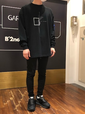 「surt（サート）のアイテム（チノパンツ）」を使った、岡田さん（メンズ・172cm）の秋コーディネート