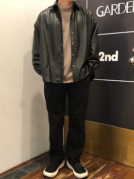 「B'2nd（ビーセカンド）のアイテム（レッグウェア）」を使った、岡田さん（メンズ・172cm）の秋コーディネート