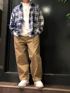 「B'2nd（ビーセカンド）のアイテム（スニーカー）」を使った、岡田さん（メンズ・172cm）の夏コーディネート