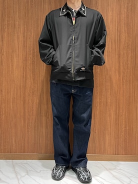 「Levi's」｜「アイテム（サンダル）」を使った、岡田さん（メンズ・172cm）の夏コーディネート