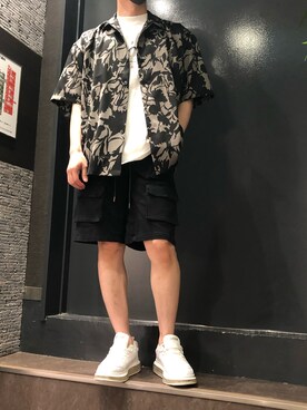 「B'2nd（ビーセカンド）のアイテム（スニーカー）」を使った、岡田さん（メンズ・172cm）の夏コーディネート