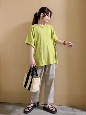 「アイテム（音楽/本・雑誌）」を使った、marinaさん（レディース・158cm）の夏コーディネート