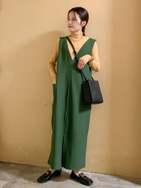 「アイテム（音楽/本・雑誌）」を使った、marinaさん（レディース・158cm）の夏コーディネート