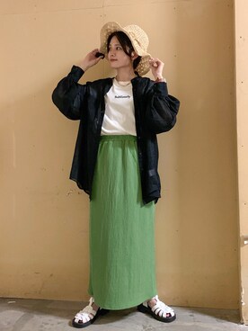 「アイテム（音楽/本・雑誌）」を使った、marinaさん（レディース・158cm）の夏コーディネート