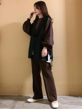 「アイテム（音楽/本・雑誌）」を使った、marinaさん（レディース・158cm）の秋コーディネート