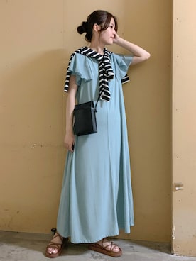 「アイテム（音楽/本・雑誌）」を使った、marinaさん（レディース・158cm）の夏コーディネート