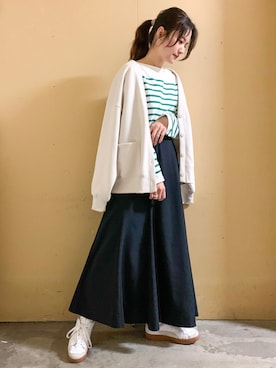 「アイテム（音楽/本・雑誌）」を使った、marinaさん（レディース・158cm）の冬コーディネート