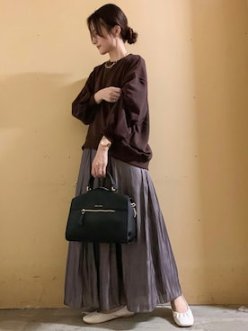 「アイテム（音楽/本・雑誌）」を使った、marinaさん（レディース・158cm）の秋コーディネート