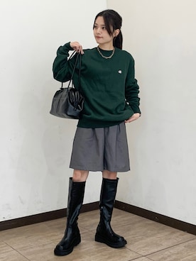 「アイテム（音楽/本・雑誌）」を使った、marinaさん（レディース・158cm）の秋コーディネート