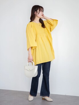 「春カラー」｜「アイテム（音楽/本・雑誌）」を使った、marinaさん（レディース・158cm）の春コーディネート