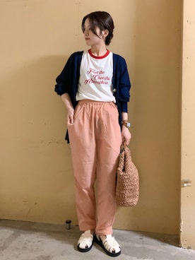 「春カラー」｜「アイテム（音楽/本・雑誌）」を使った、marinaさん（レディース・158cm）の春コーディネート