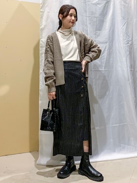 「ケーブルニット」｜「アイテム（音楽/本・雑誌）」を使った、marinaさん（レディース・158cm）の秋コーディネート