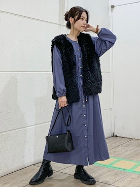 「アイテム（音楽/本・雑誌）」を使った、marinaさん（レディース・158cm）の秋コーディネート