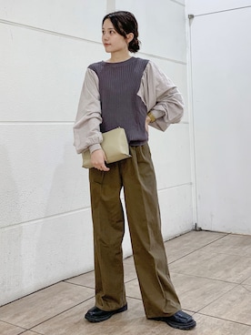 「アイテム（音楽/本・雑誌）」を使った、marinaさん（レディース・158cm）の秋コーディネート