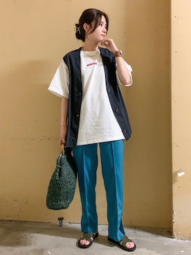 「アイテム（音楽/本・雑誌）」を使った、marinaさん（レディース・158cm）の春コーディネート