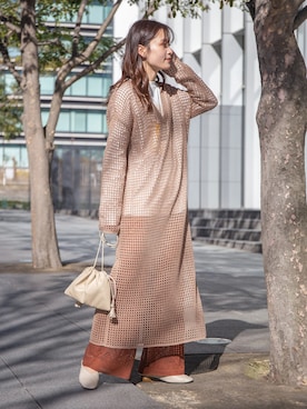 「アイテム（音楽/本・雑誌）」を使った、marinaさん（レディース・158cm）の春コーディネート