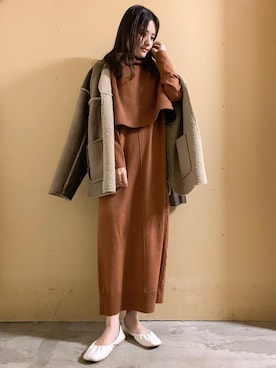 「タートルネック」｜「アイテム（音楽/本・雑誌）」を使った、marinaさん（レディース・158cm）の秋コーディネート