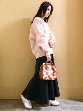 「アイテム（音楽/本・雑誌）」を使った、marinaさん（レディース・158cm）の冬コーディネート