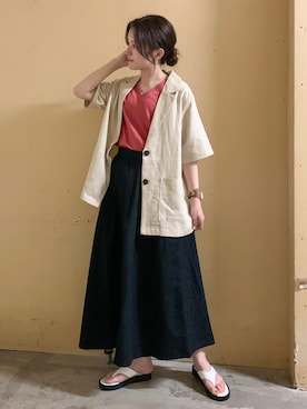 「アイテム（音楽/本・雑誌）」を使った、marinaさん（レディース・158cm）の春コーディネート
