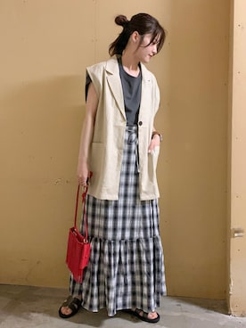 「アイテム（音楽/本・雑誌）」を使った、marinaさん（レディース・158cm）の春コーディネート