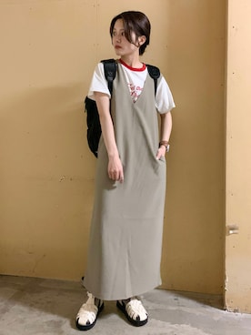 「春カラー」｜「アイテム（音楽/本・雑誌）」を使った、marinaさん（レディース・158cm）の春コーディネート