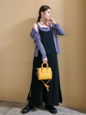 「アイテム（音楽/本・雑誌）」を使った、marinaさん（レディース・158cm）の夏コーディネート