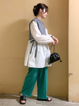 「緑」｜「アイテム（財布/小物）」を使った、marinaさん（レディース・158cm）の春コーディネート