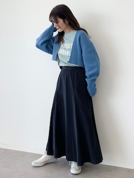 「アイテム（音楽/本・雑誌）」を使った、marinaさん（レディース・158cm）の冬コーディネート