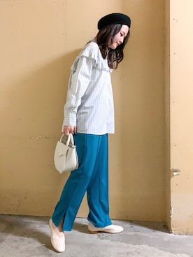 「アイテム（音楽/本・雑誌）」を使った、marinaさん（レディース・158cm）の春コーディネート